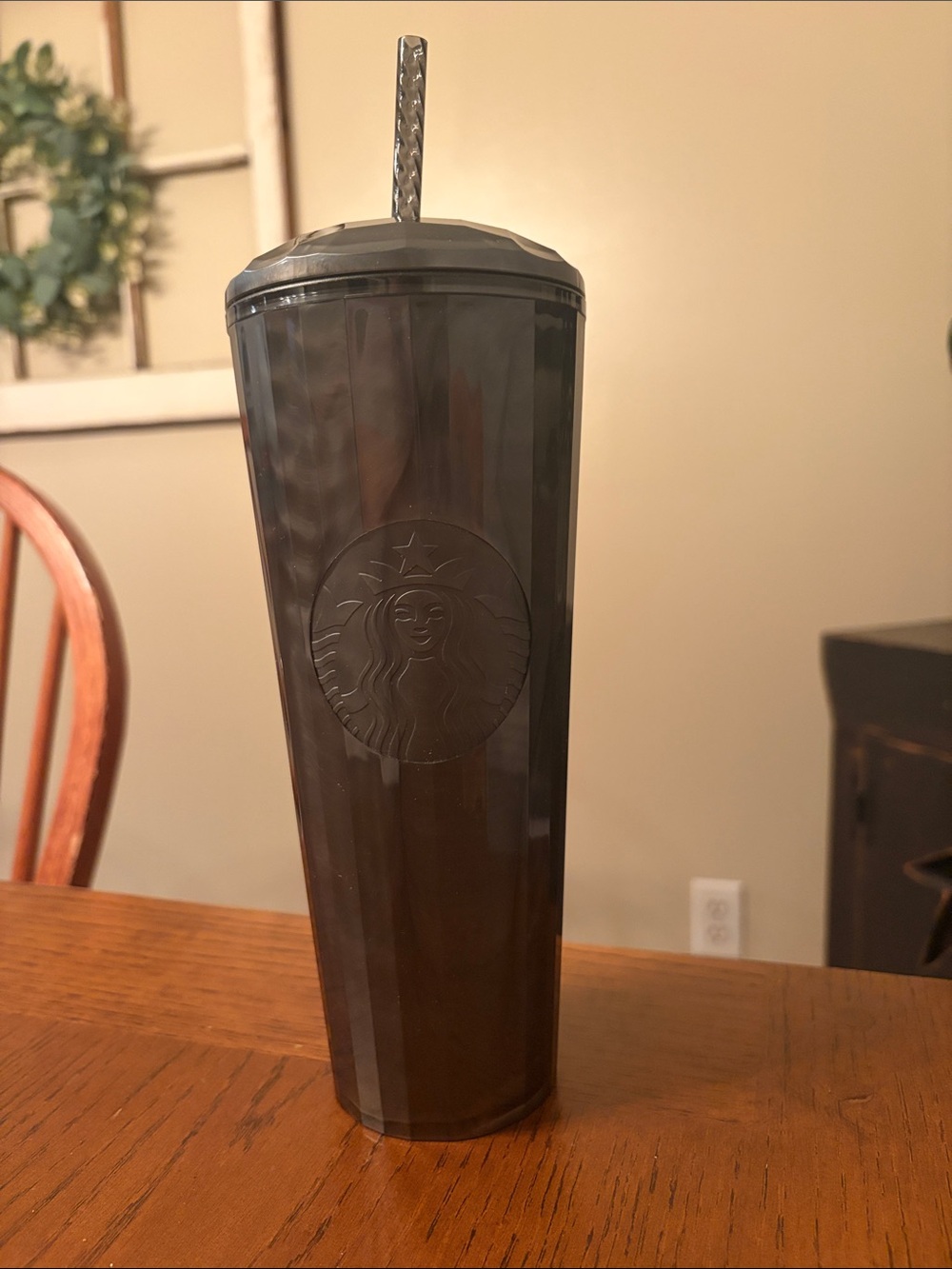 NWT Starbucks Iridescent Black Pearl Marbled 24 Oz Tumbler Dome Cup